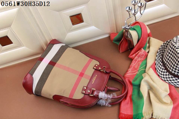 Burberry Handbags AAA-063