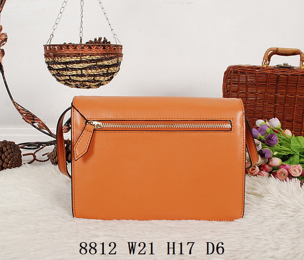Burberry Handbags AAA-081