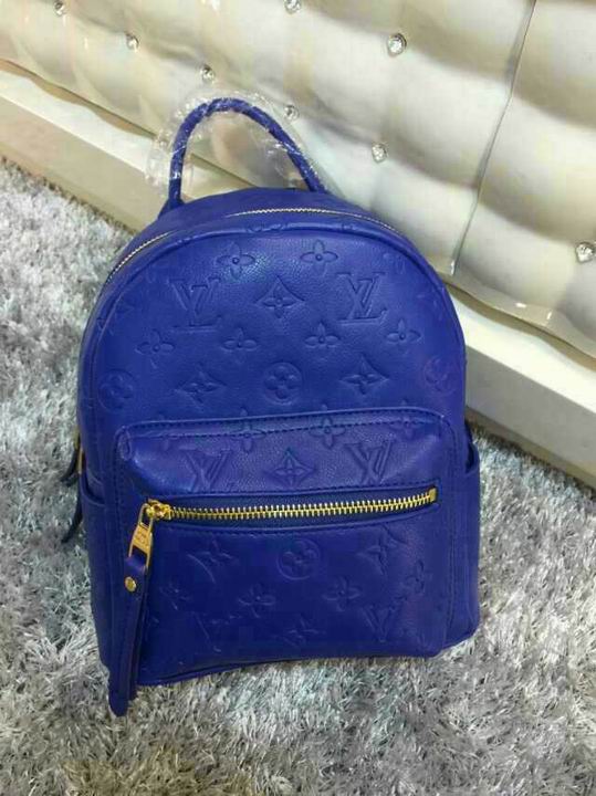 LV Backpack 1:1 Quality-010