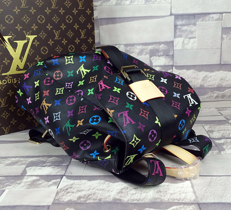 LV Backpack 1:1 Quality-016