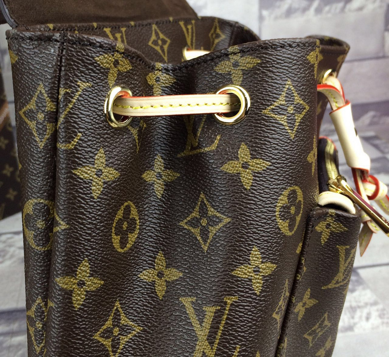 LV Backpack 1:1 Quality-017