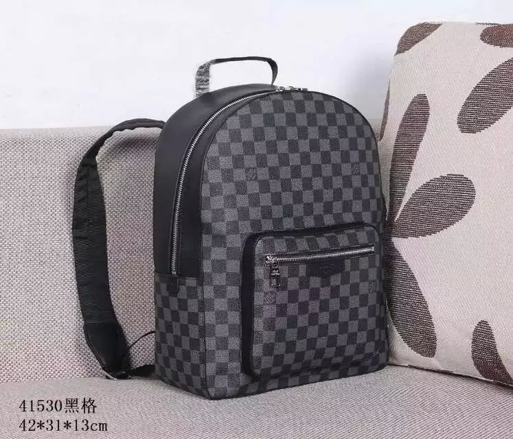LV Backpack 1:1 Quality-039