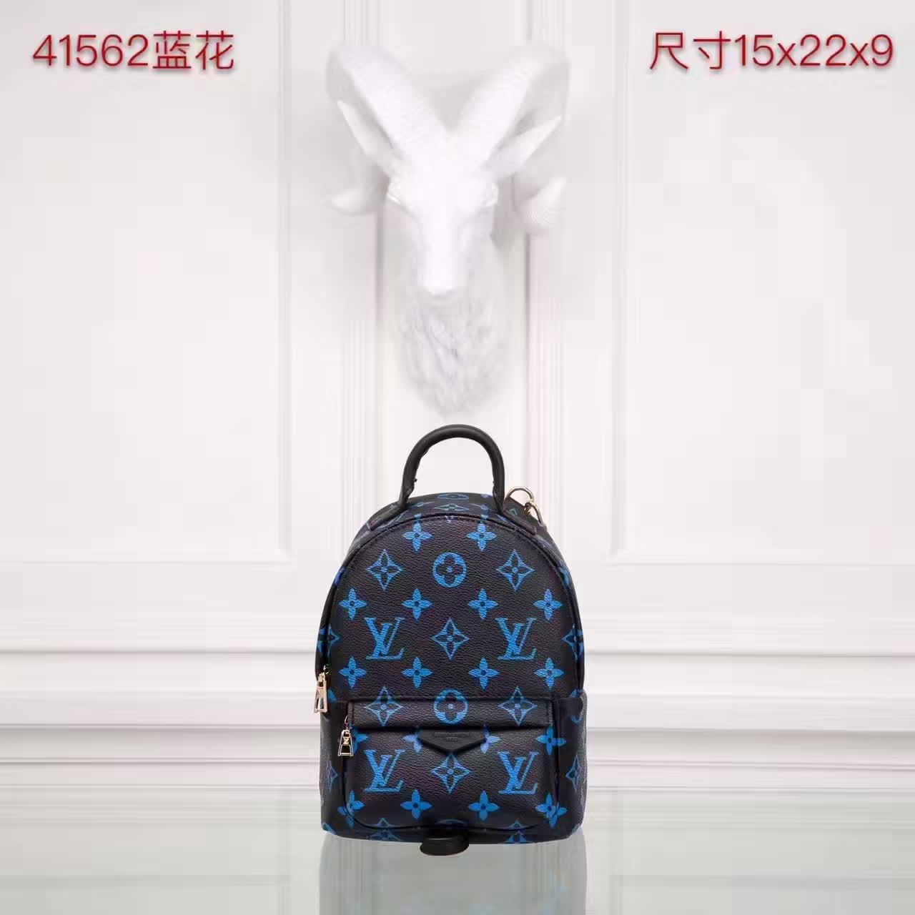 LV Backpack 1:1 Quality-101