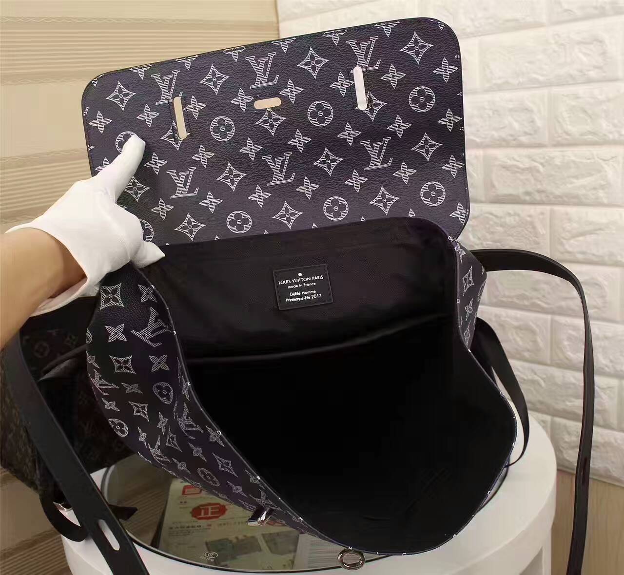 LV Backpack 1:1 Quality-127