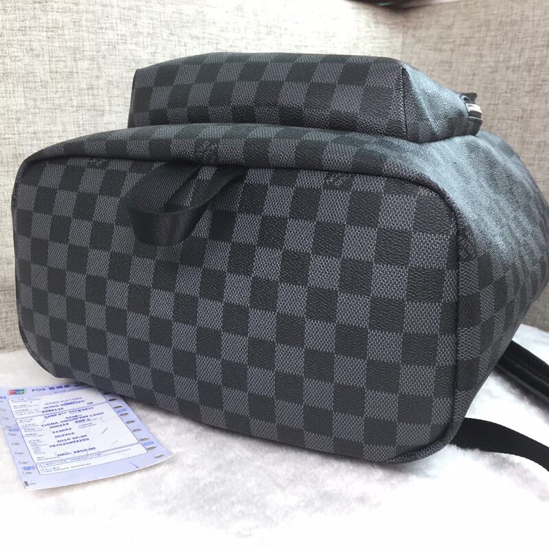 LV Backpack 1;1 Quality-137