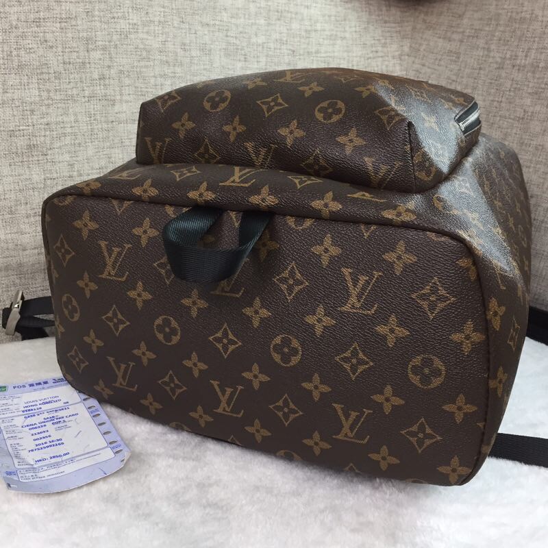 LV Backpack 1;1 Quality-138