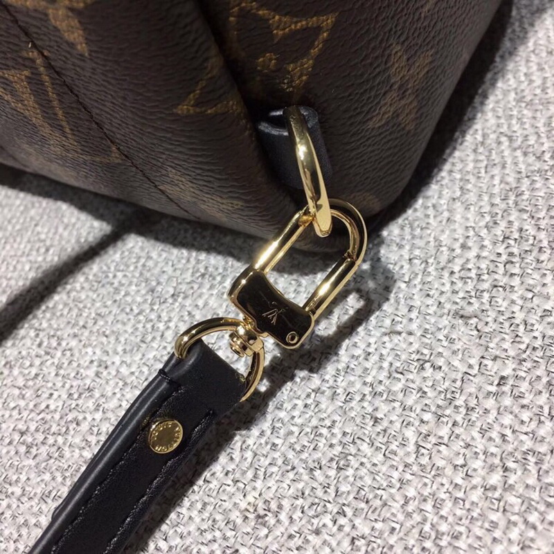LV Backpack 1;1 Quality-148