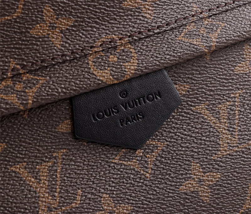 LV Backpack 1;1 Quality-149