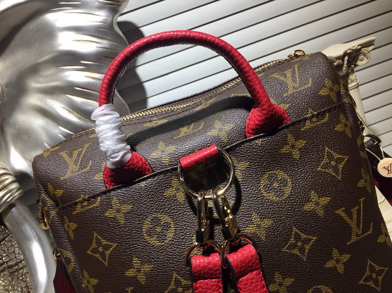 LV Backpack 1;1 Quality-150