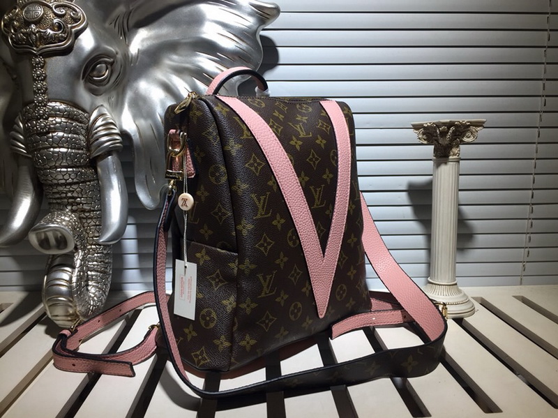 LV Backpack 1;1 Quality-151