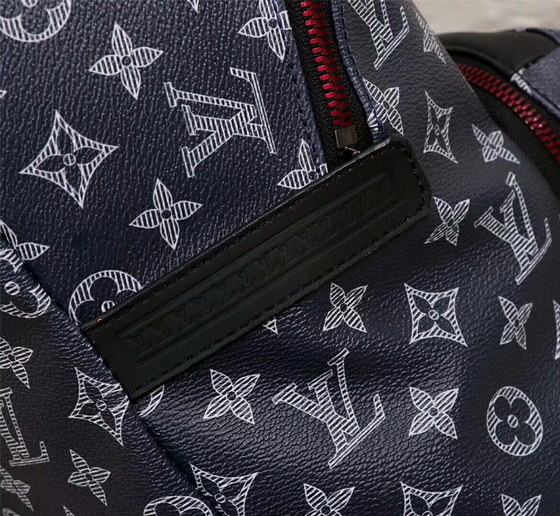 LV Backpack 1;1 Quality-158