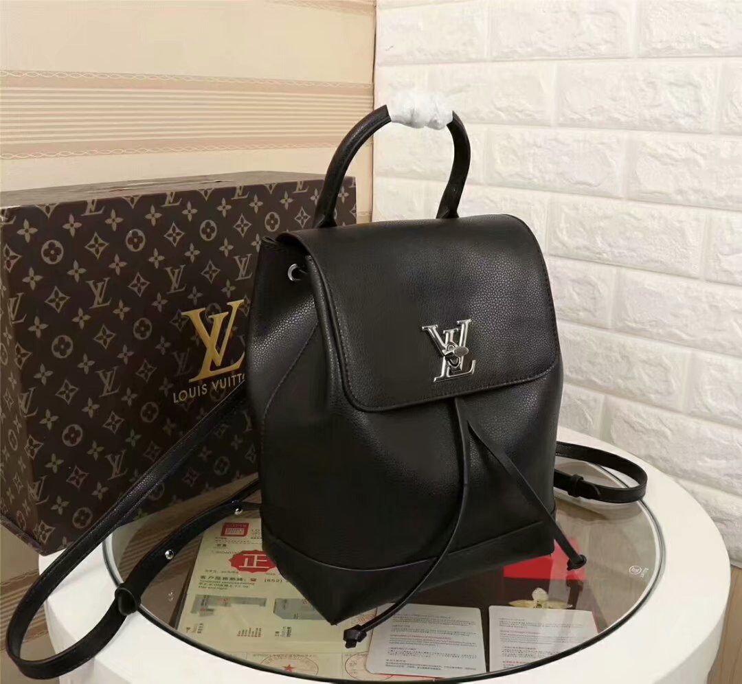LV Backpack 1;1 Quality-173