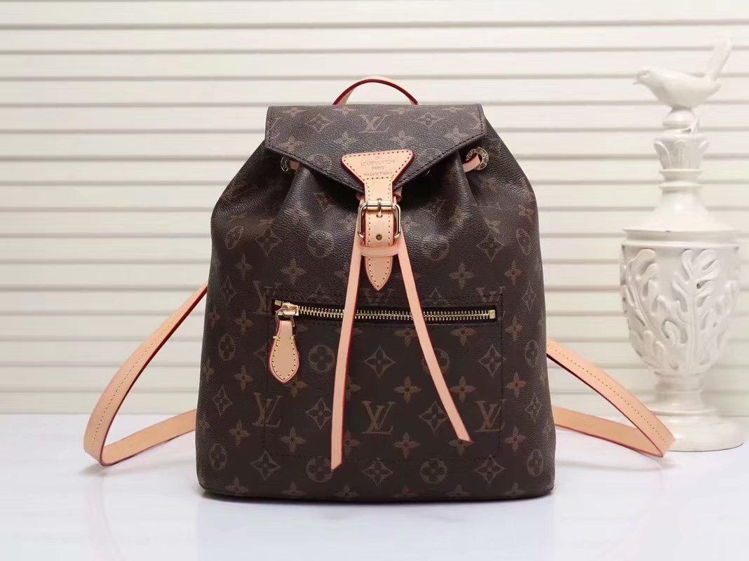 LV Backpack 1;1 Quality-185