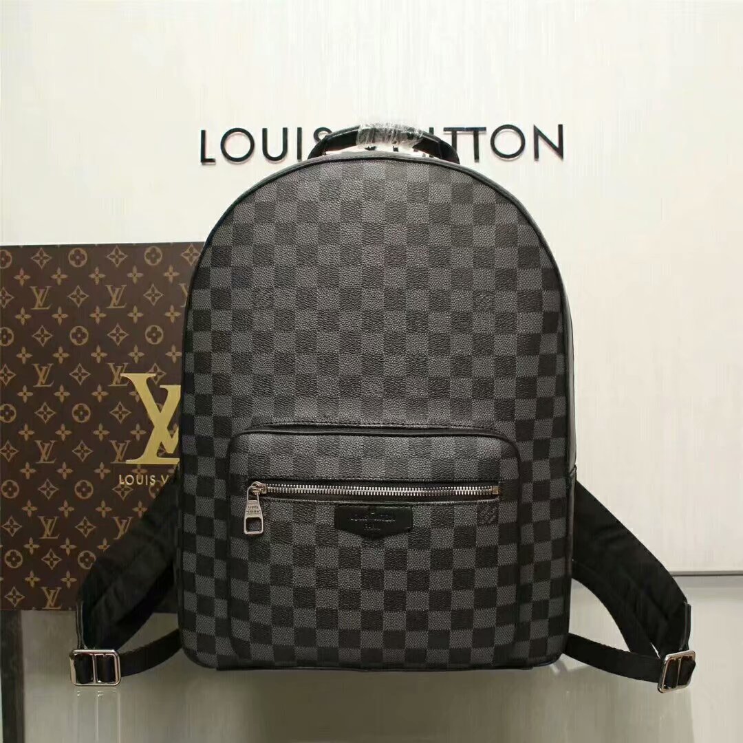 LV Backpack 1;1 Quality-197