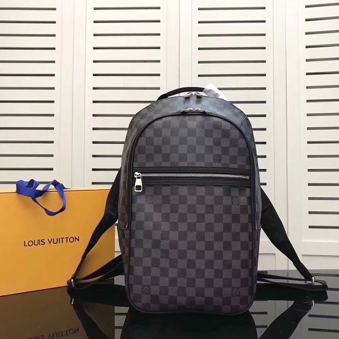 LV Backpack 1;1 Quality-198