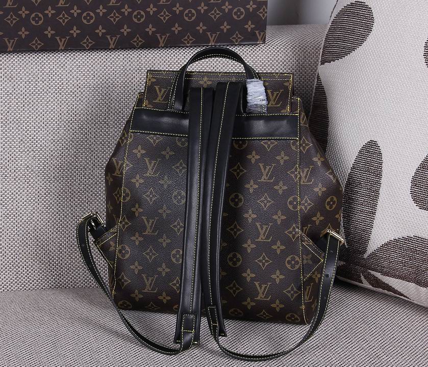 LV Backpack 11 Quality-028