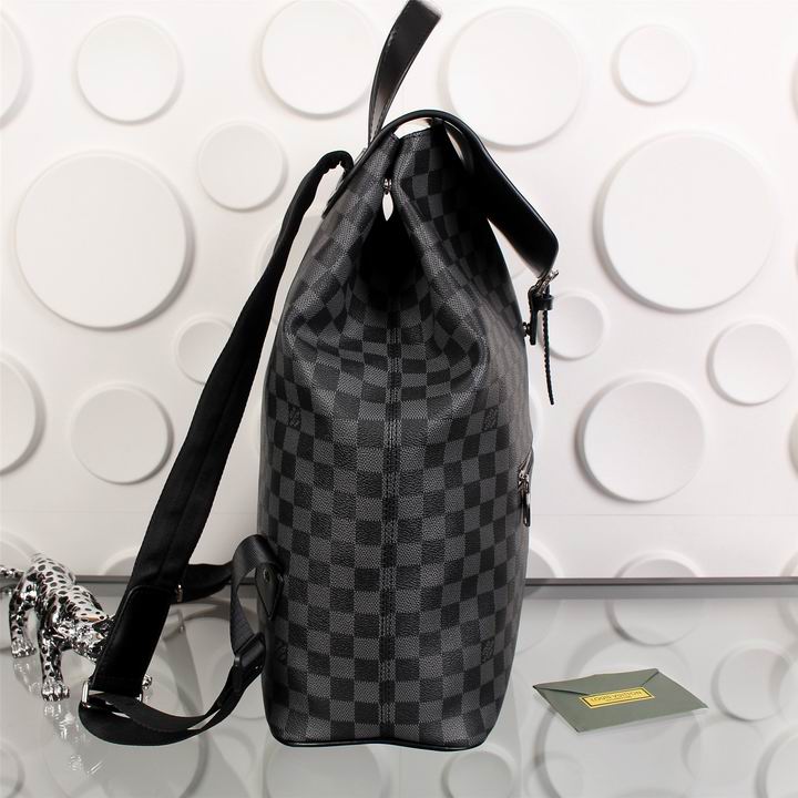 LV Backpack 11 Quality-029