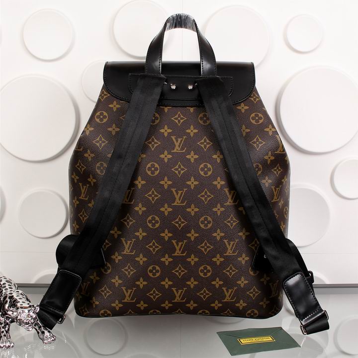 LV Backpack 11 Quality-034