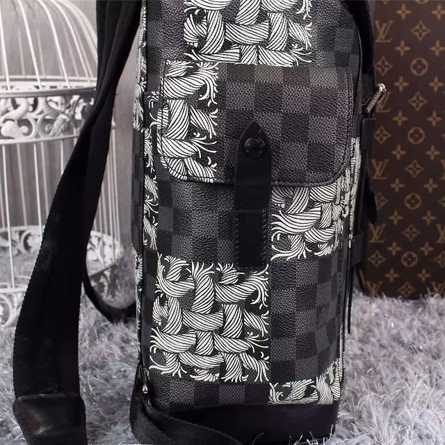 LV Backpack 11 Quality-035