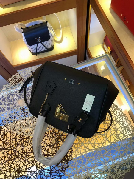 LV Hangbags AAA-261