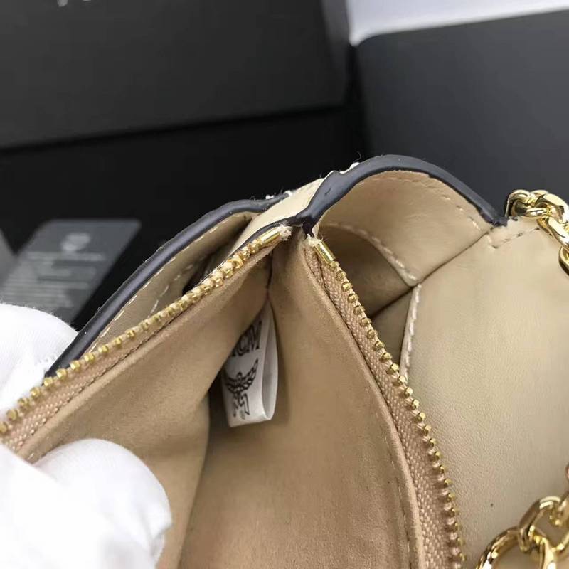 MCM Handbag AAA quality-012