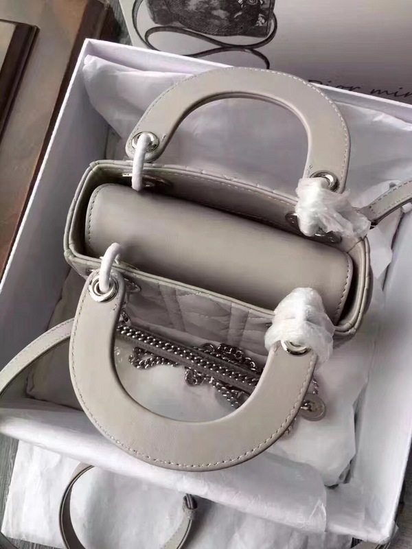 Super Perfect Dior Hangbag-007