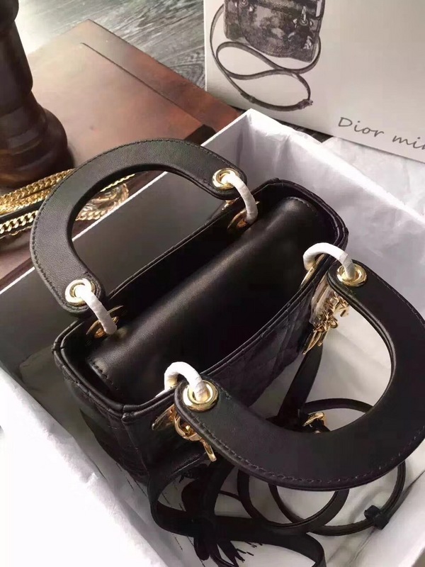 Super Perfect Dior Hangbag-010