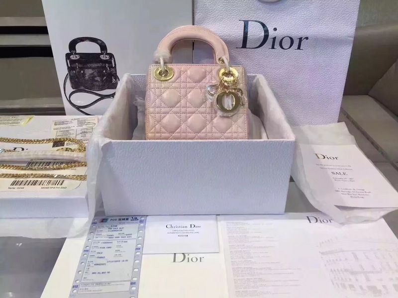Super Perfect Dior Hangbag-011
