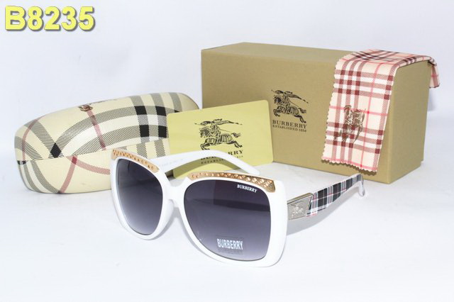Burberry Sunglasses AAA-173