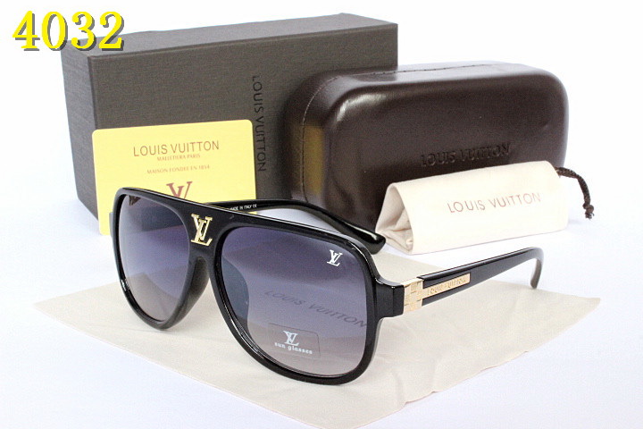 LV Sunglasses AAA-319