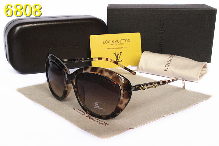 LV Sunglasses AAA-338