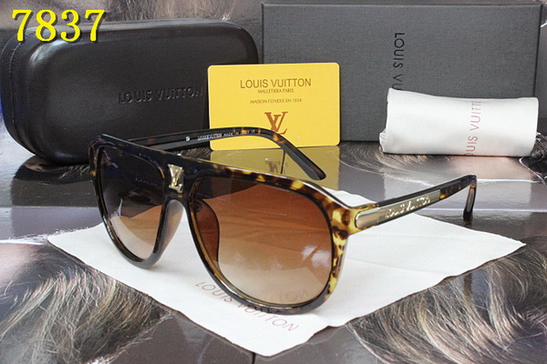 LV Sunglasses AAA-357