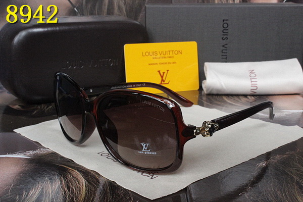 LV Sunglasses AAA-380