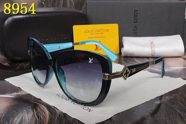 LV Sunglasses AAA-385