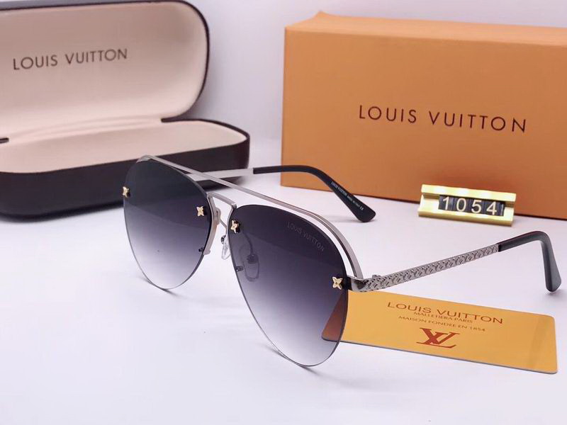 LV Sunglasses AAA-424