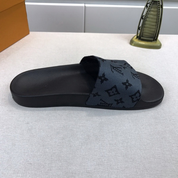 LV men slippers AAA-351(38-45)