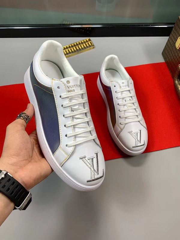 LV Men shoes 1;1 quality-2271