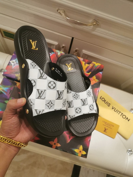 LV men slippers AAA-729