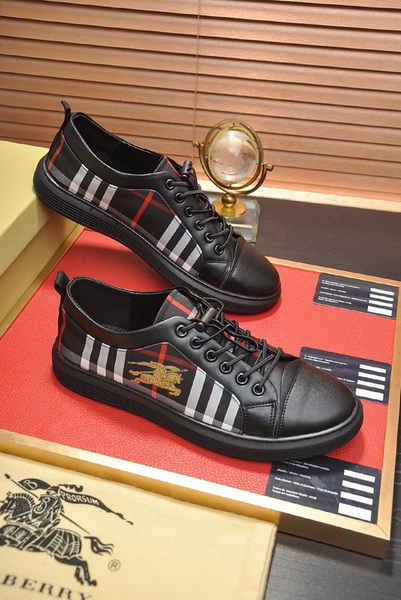Burberry men shoes 1：1 quality-182
