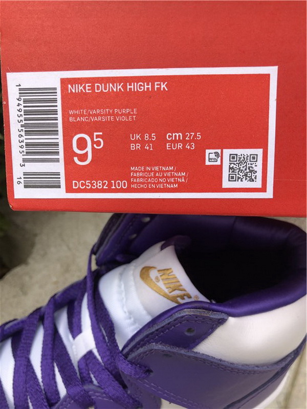 Authentic Nike Dunk High WMNS “Varsity Purple”