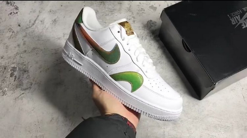 Authentic Nike Air Force 1'07 LV8 GS