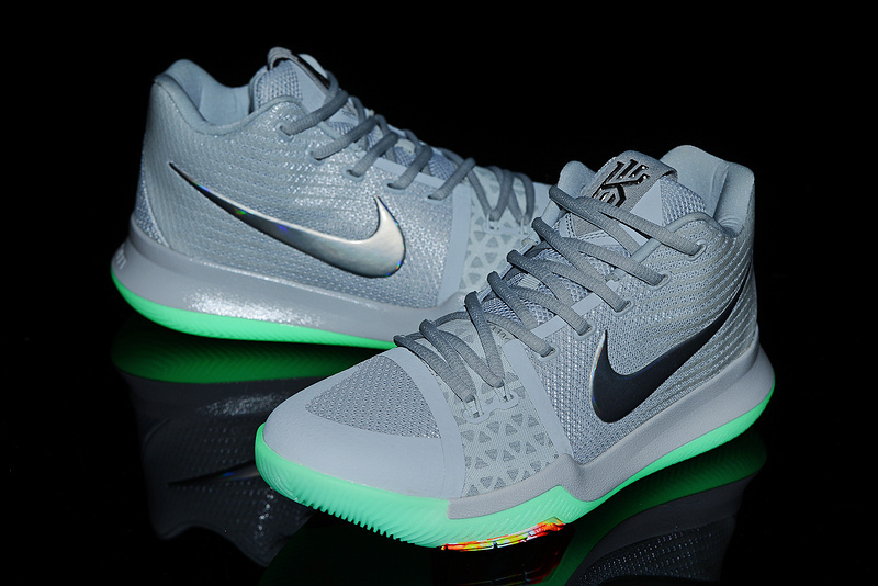 Kyrie Irving 3-038