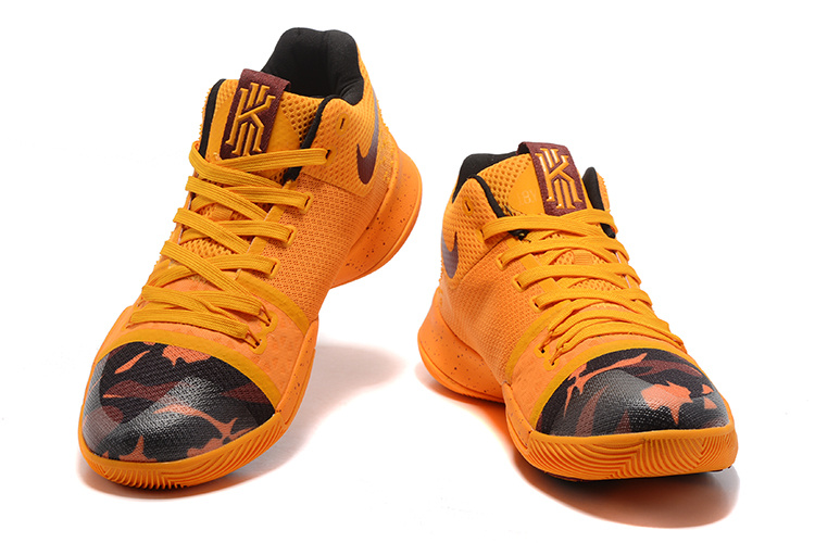 Kyrie Irving 3-055