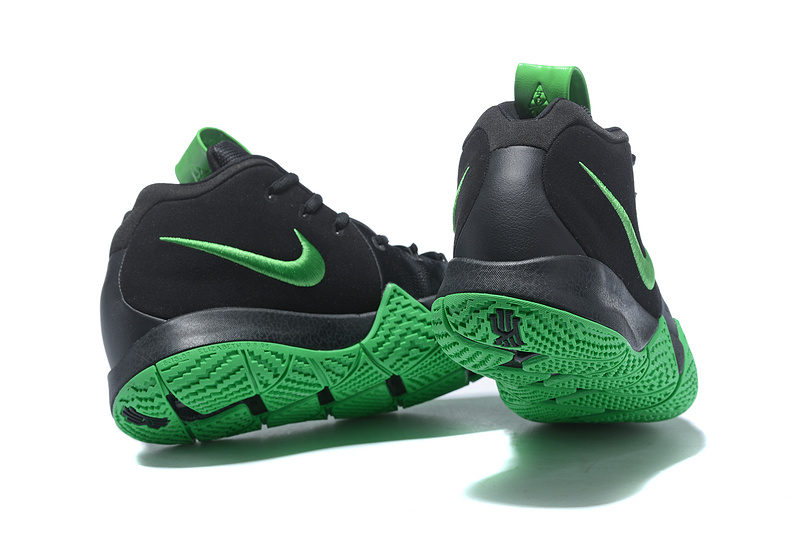 Kyrie Irving 4-015