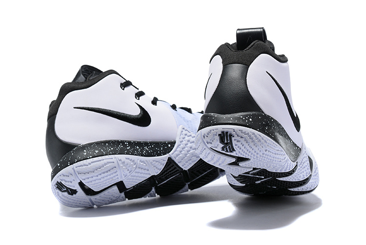 Kyrie Irving 4-044