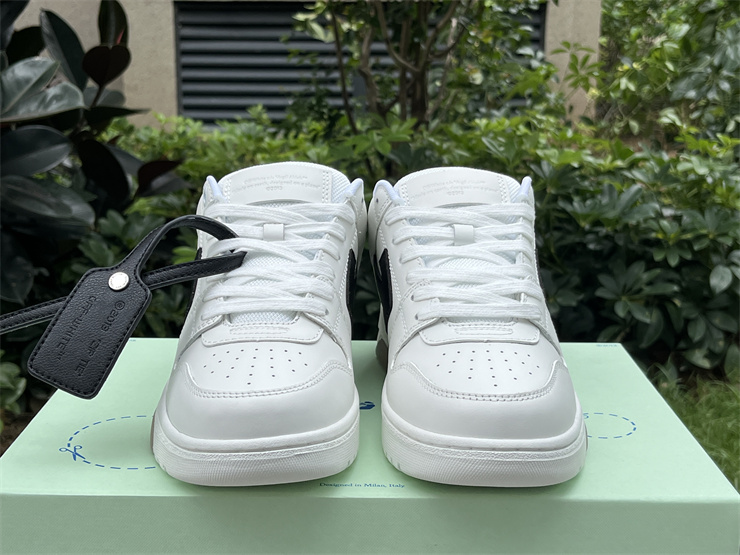 Authentic OFF-WHITE Out Of Office-015