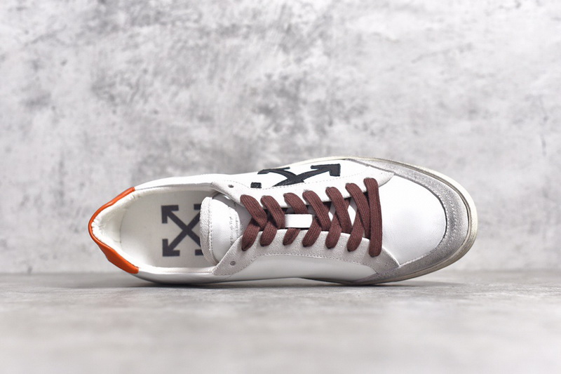 Authentic Off White c/o Virgil Abloh 2.0 Leather Sneaker 