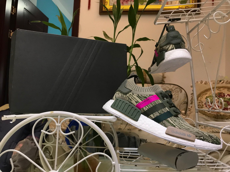 Authentic Adidas NMD R1 Boost W PK GS