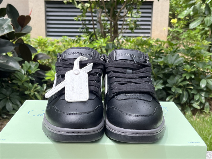 Authentic OFF-WHITE Out Of Office-009